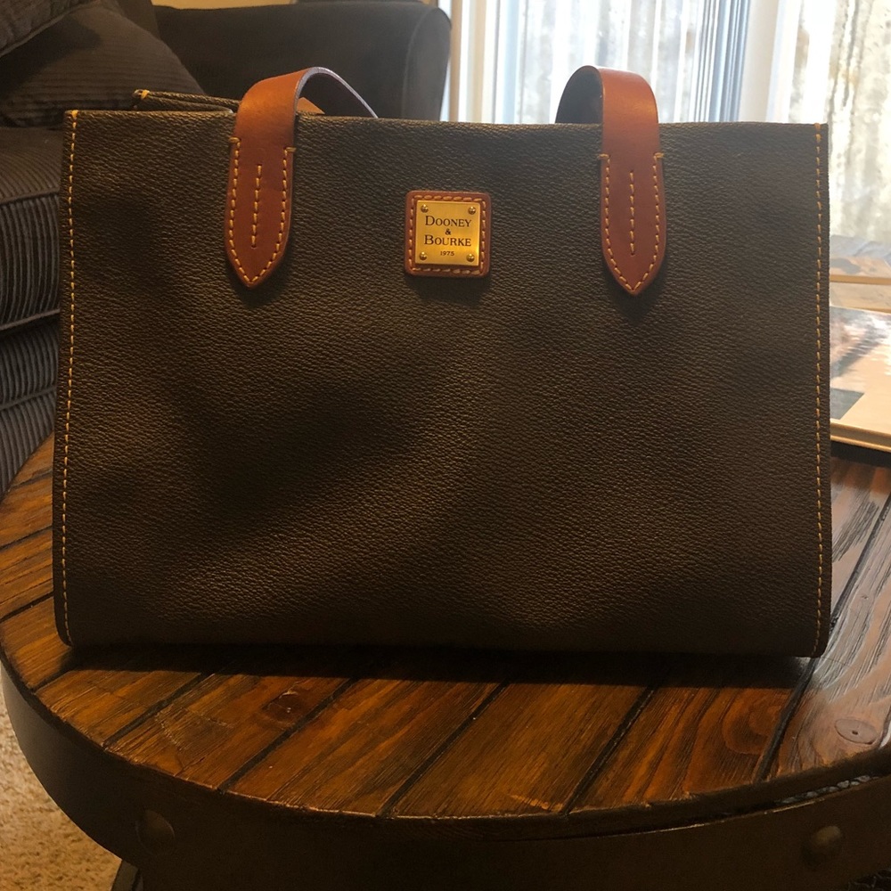 Dooney & Bourke Purse